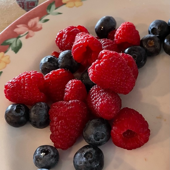 Meet your Posher, Brenda - Picture 4 of 4